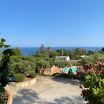 Villa Au Calme Jardin Piscine Proche Mer Et Centre Ville *