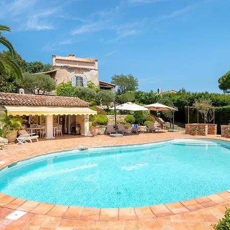 Villa Au Calme Jardin Piscine Proche Mer Et Centre Ville *